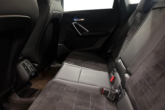 BMW X1 11 of 18