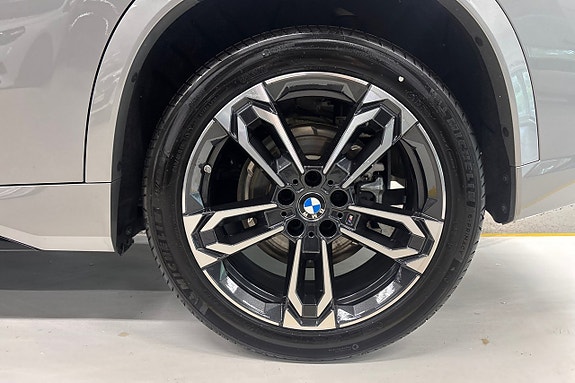 BMW X1 15 of 18