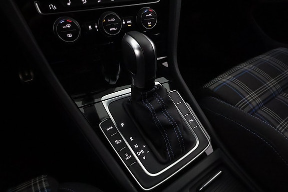 Volkswagen Golf I 23 of 25