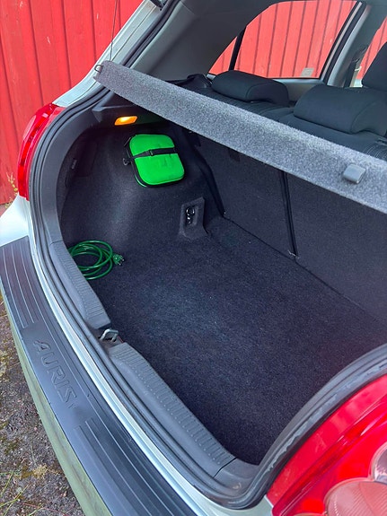 Toyota Auris 6 of 10