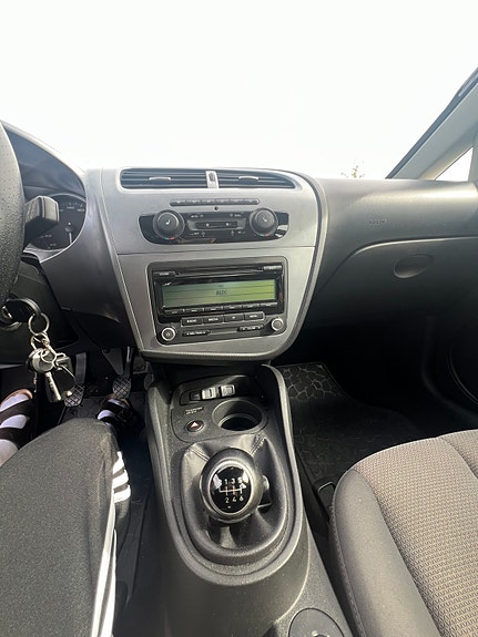 Seat Leon 10 of 15