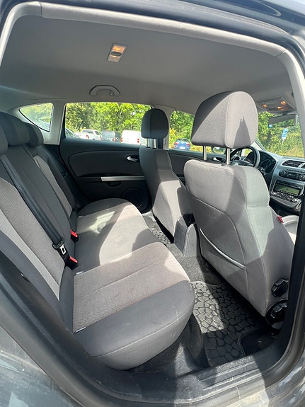 Seat Leon 13 of 15