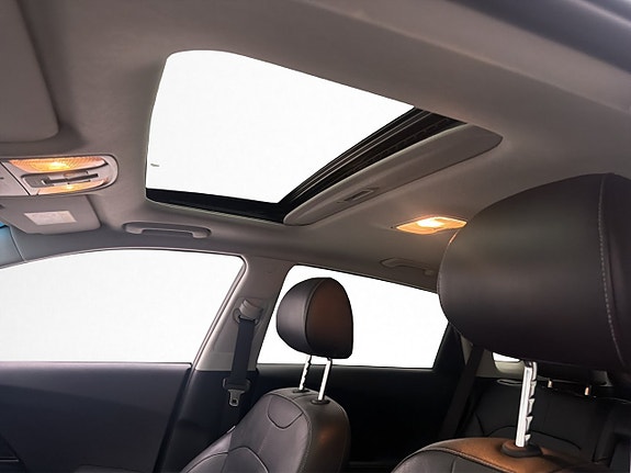 Kia Niro 11 of 29