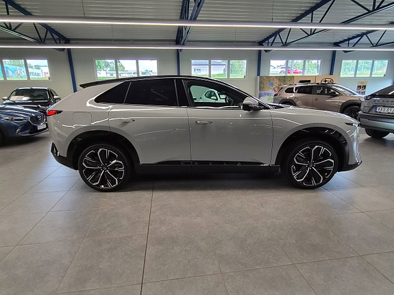 Mazda CX-6e 5 of 14