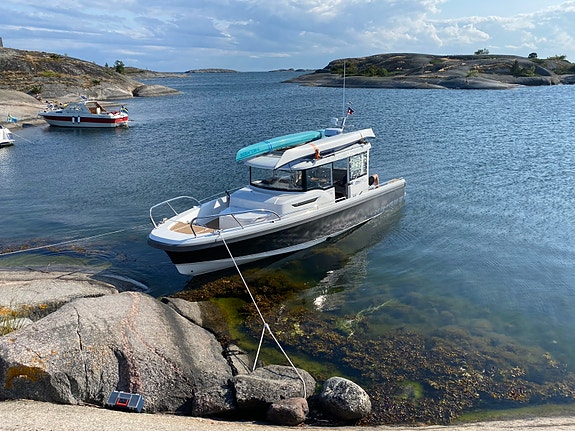 Nimbus C9 - 2021 Volvo Penta V8 350 HP I  Excellent Condition 2 of 10