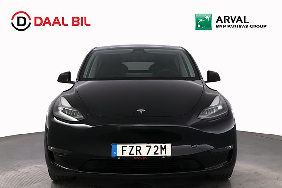 Tesla Model Y 2 of 23