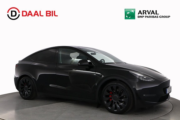Tesla Model Y 4 of 23