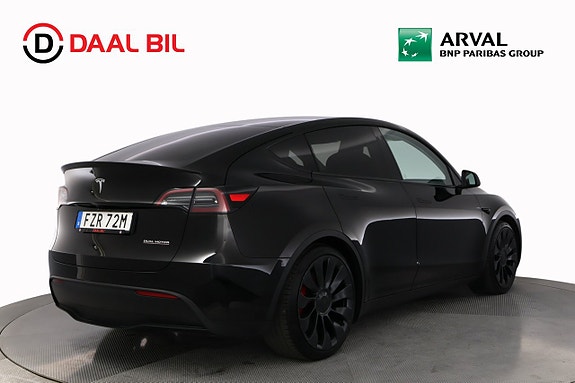 Tesla Model Y 6 of 23