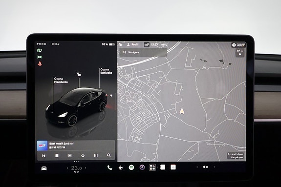 Tesla Model Y 17 of 23