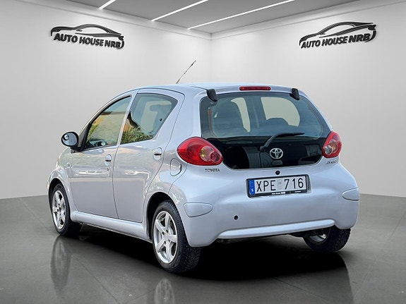 Toyota Aygo 8 of 20