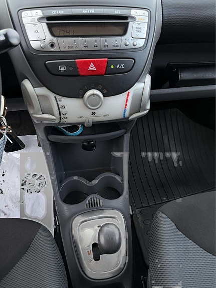 Toyota Aygo 15 of 20