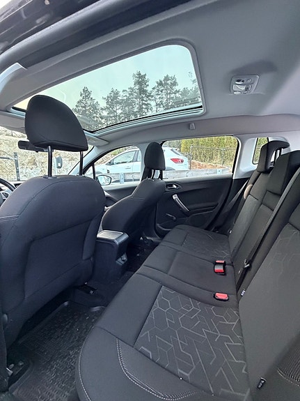 Peugeot 2008 12 of 13