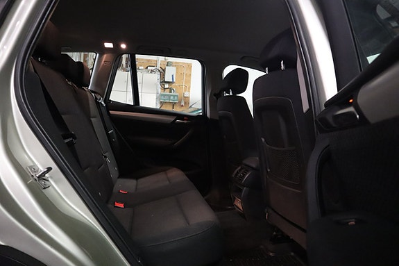 BMW X3 13 of 18