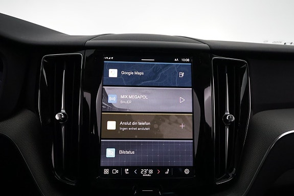 Volvo XC60 17 of 27