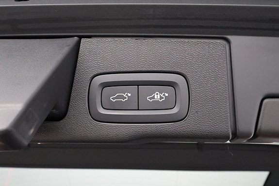 Volvo XC60 27 of 27