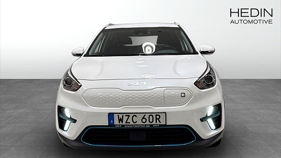 Kia e-Niro 2 of 14