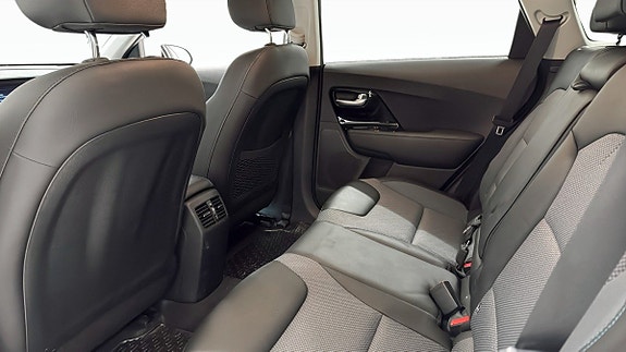 Kia e-Niro 9 of 14