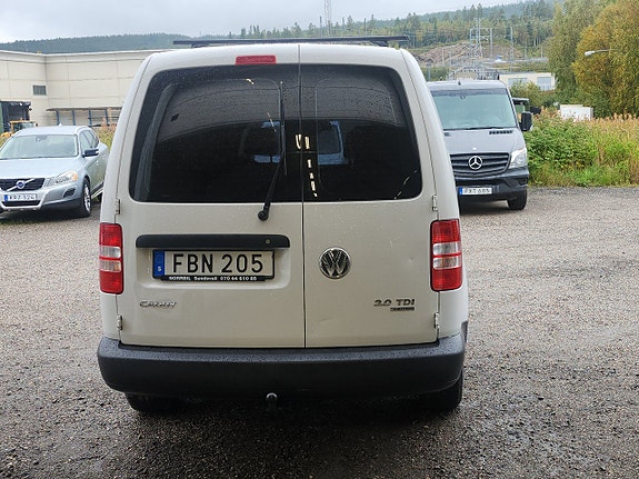 Volkswagen Caddy Maxi 13 of 14