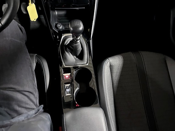Peugeot 208 13 of 19
