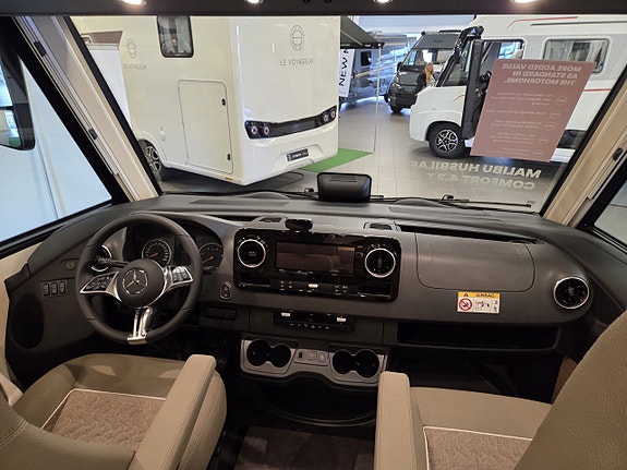 Malibu I 441 KB-LE comfort 4,2t Mercedes Benz 9 of 17