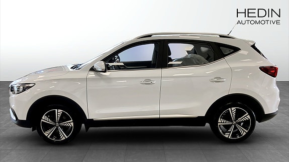 MG ZS EV 6 of 9