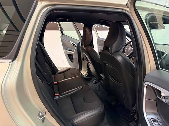 Volvo XC60 12 of 13