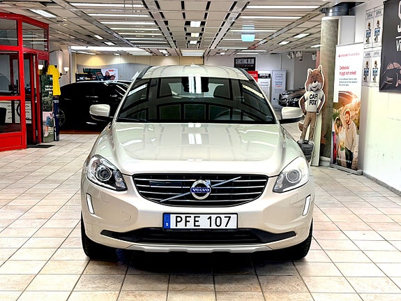 Volvo XC60 7 of 13