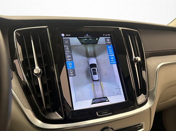 Volvo V60 Cross Country 16 of 30