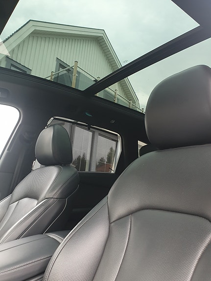 Audi SQ7 4 of 8