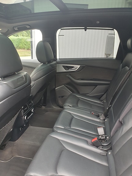 Audi SQ7 3 of 8