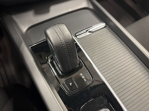 Volvo XC60 9 of 13