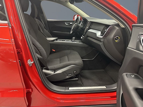Volvo XC60 7 of 13