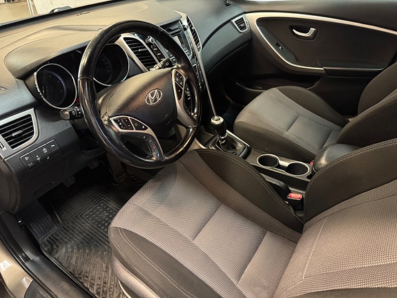 Hyundai i30 23 of 30