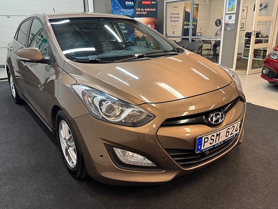 Hyundai i30 3 of 30