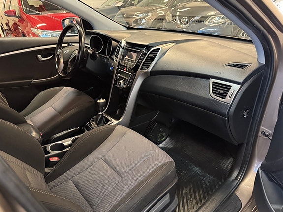 Hyundai i30 29 of 30
