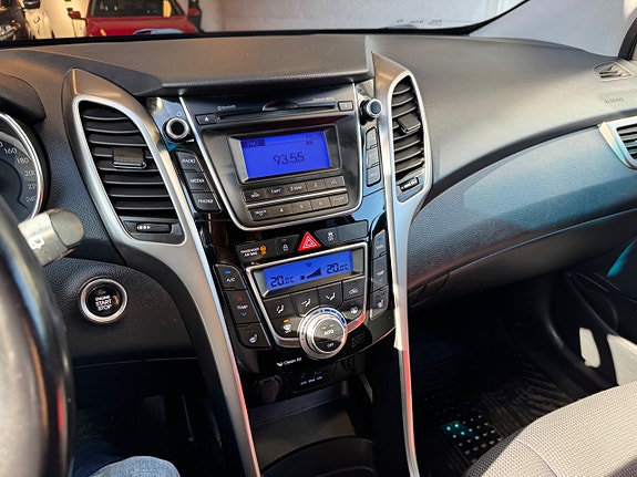 Hyundai i30 18 of 30