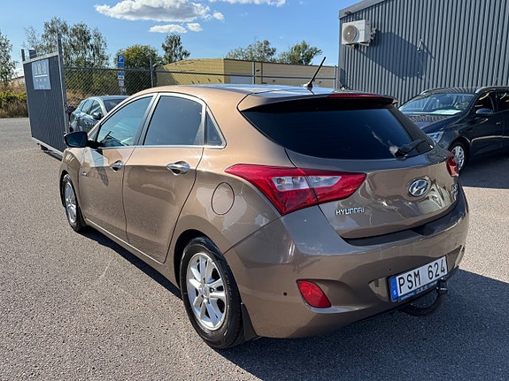 Hyundai i30 11 of 30