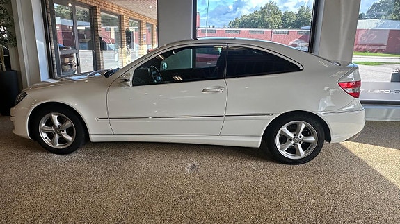 Mercedes-Benz CLC200 11 of 11