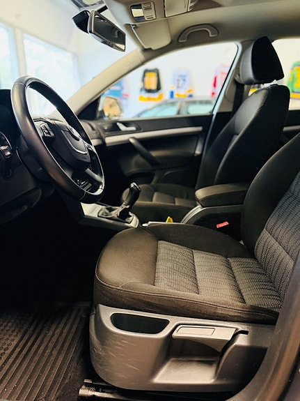 Skoda Octavia 12 of 21