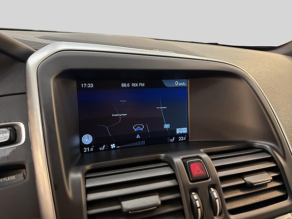 Volvo XC60 25 of 29