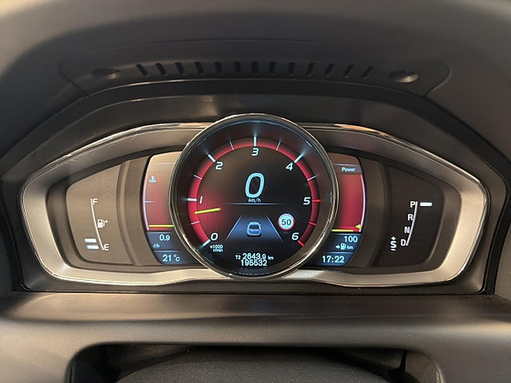Volvo XC60 23 of 29