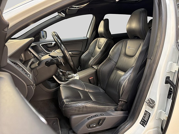 Volvo XC60 9 of 29