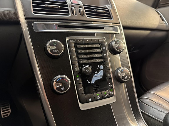 Volvo XC60 26 of 29
