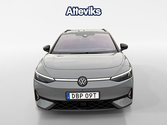 Volkswagen ID.7 8 of 12