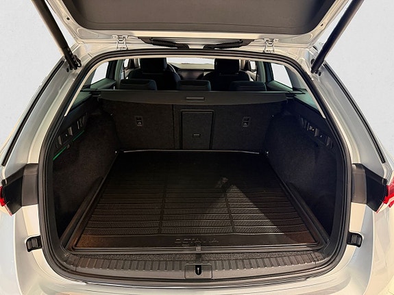 Skoda Octavia 11 of 17