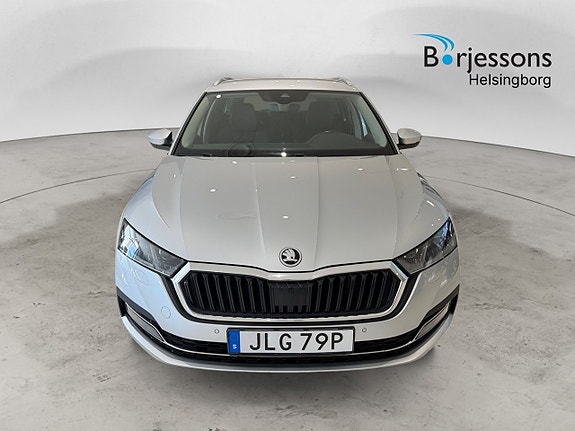 Skoda Octavia 5 of 24