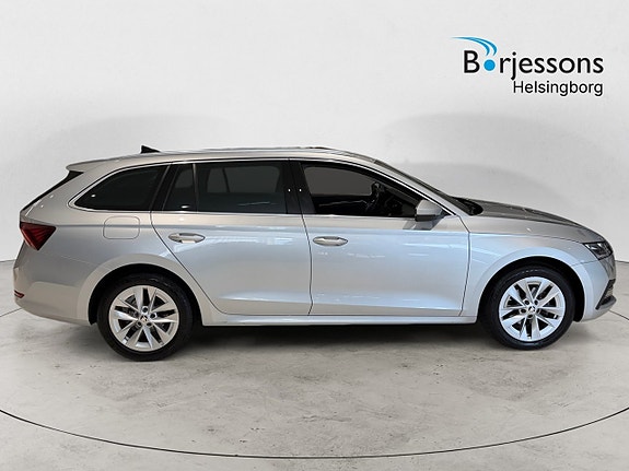 Skoda Octavia 2 of 24