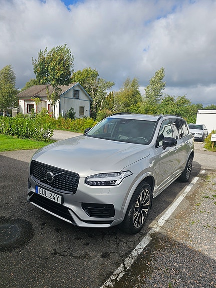 Volvo XC90 14 of 26