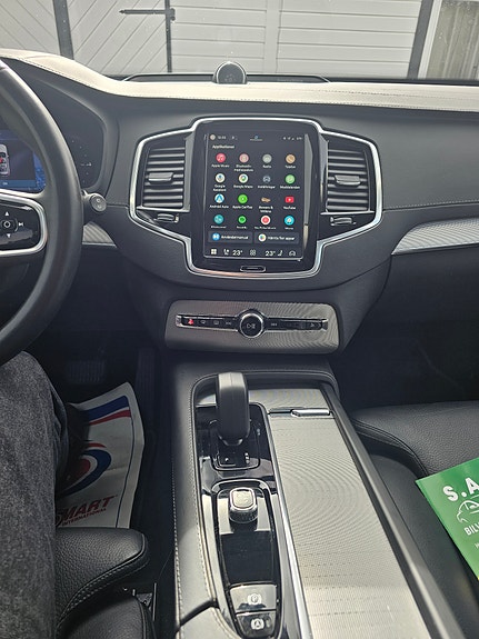 Volvo XC90 22 of 26