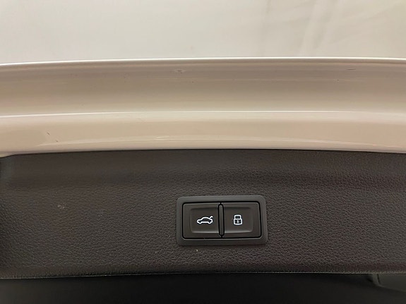 Audi Q3 9 of 15